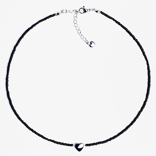 Колье HIGHER-AURA Чокер из белого бисера с гематитовым сердцем